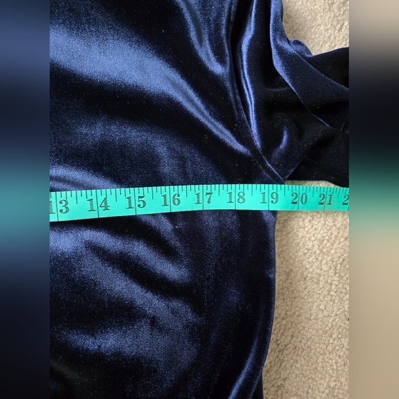 PULL & BEAR crushed velvet navy bomber jacket. Size small - Picture 10 of 11